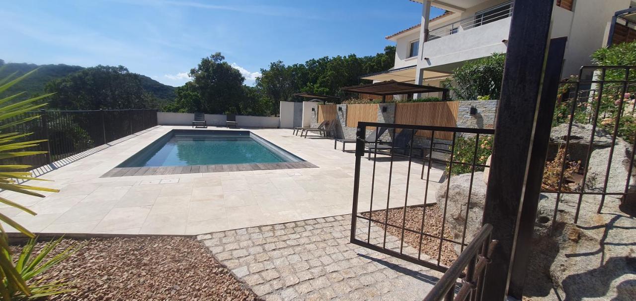 Tres Belle Residence Vue Mer Et Piscine Chauffee - Baccalocation Porto-Vecchio  Exterior photo